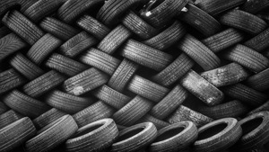 The estimated 1.5 billion waste tires that are discarded each year worldwide can be used as feedstock in the production of low-carbon, low-sulfur fuel using Haldor Topsoe’s HydroFlex™ technology