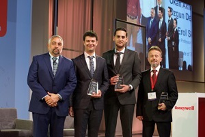 Pictured from left to right: Jerry Belanger, vice president, Sales – Americas, Honeywell; Okan Akin; Ozgun Deliismail; and Dr. Erol Seker, associate professor, Izmir Institute of Technology.