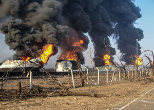 FIG. 2. The fire at the Jaipur oil terminal.